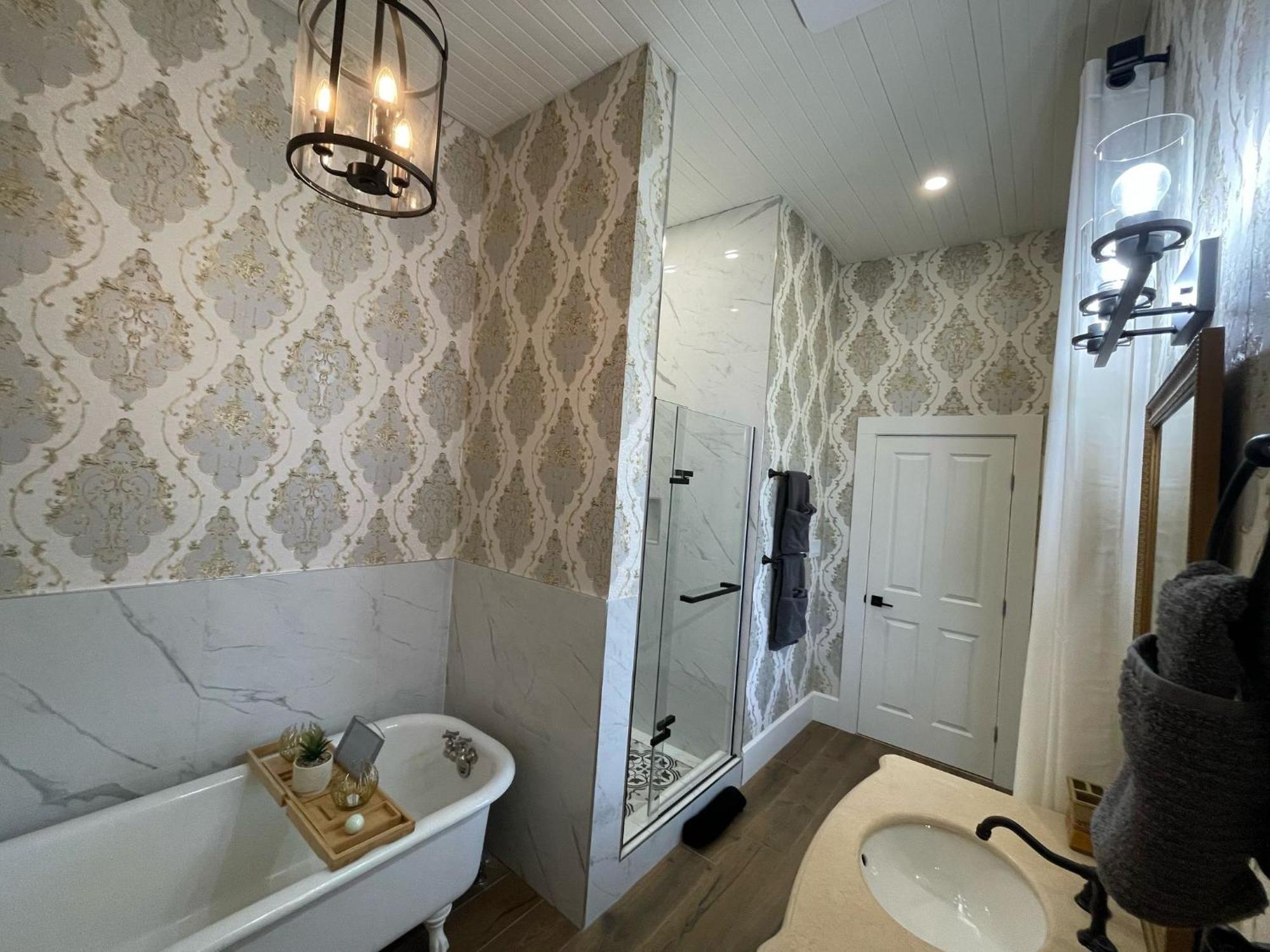 Woodside Farm Country Inn Sooke Ngoại thất bức ảnh